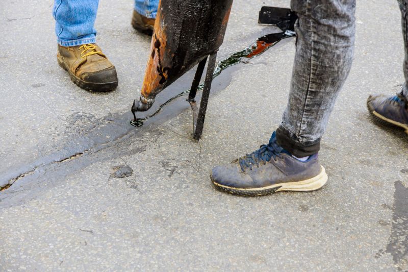 Asphalt Cracks Repair in Savannah, GA